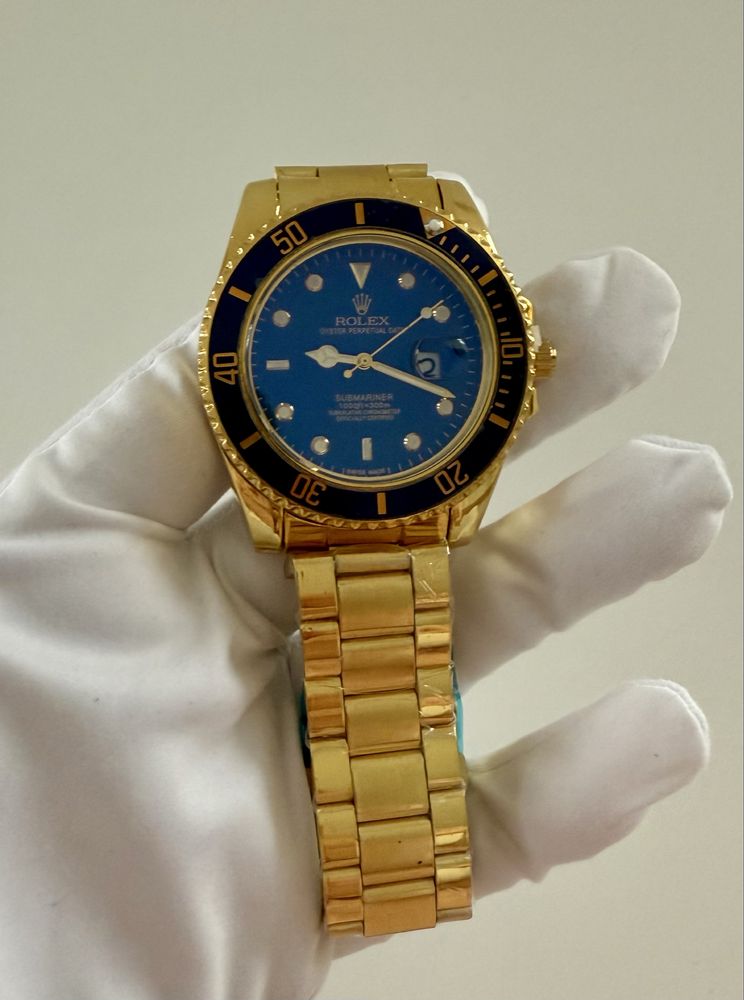 Часовник Rolex Submariner - Модели : Gold / Pepsi