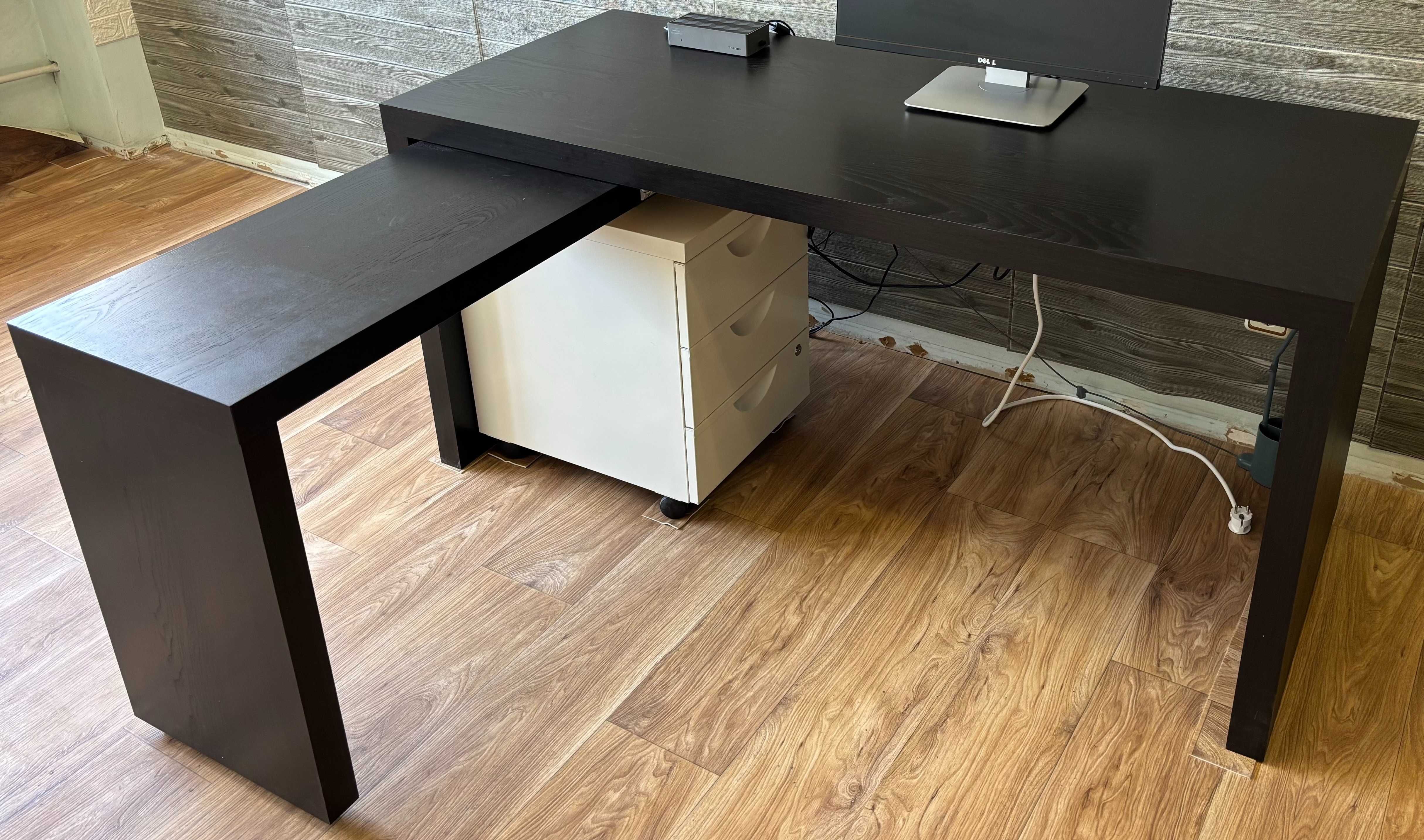 IKEA MALM - Бюро с подвижен плот, черно
