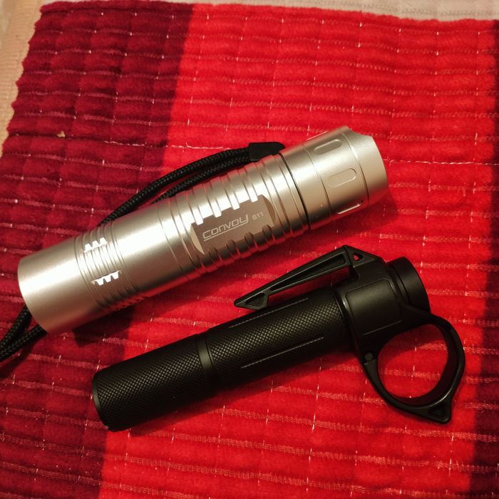 Универсальный фонарик