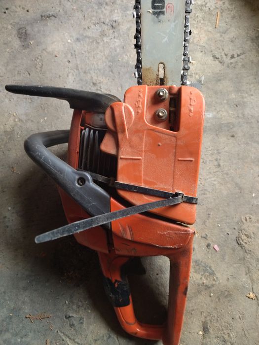 Drujbă Husqvarna 236