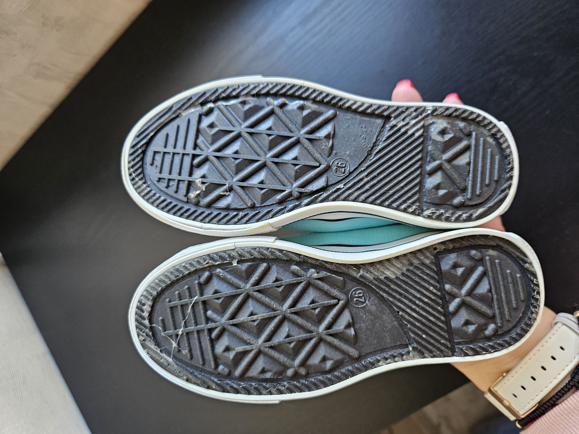 Детски кецове Converse нови