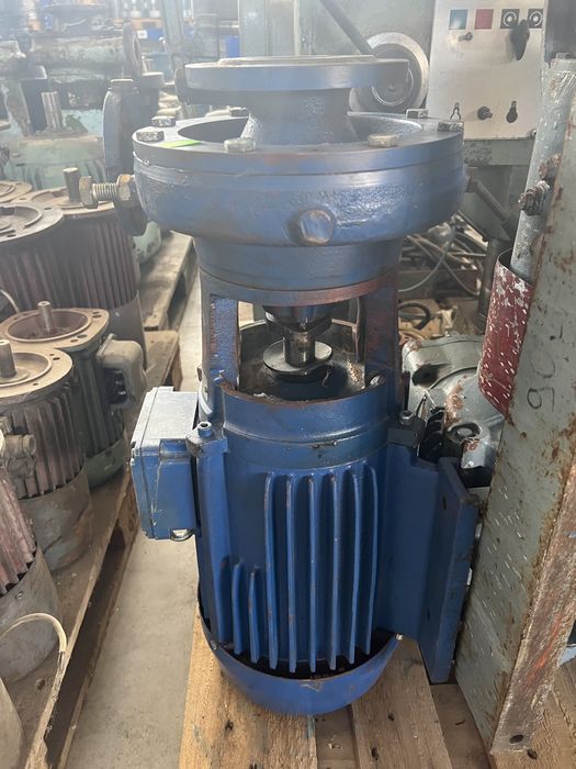 Българска водна помпа 6Е50