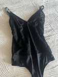 Body negru Villa