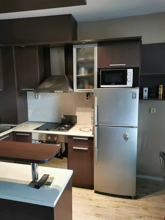 Продава се Двустаен апартамент в Търговище, Вароша - 72 кв.м за 1481 €/кв.м - Снимка #3