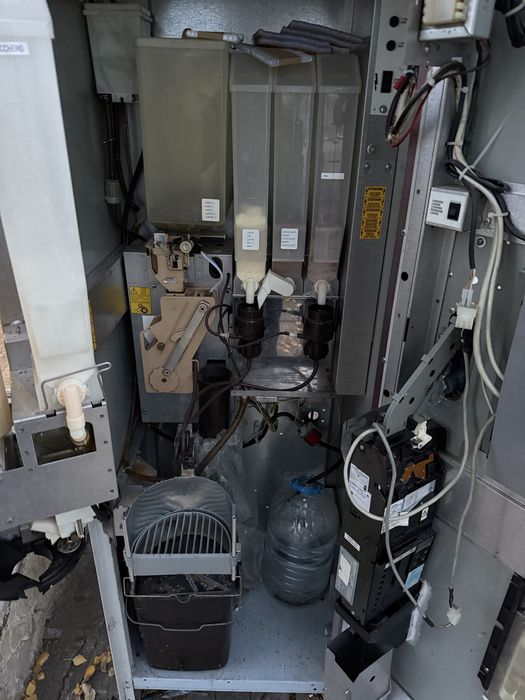 Кафе автомат Зануси Бисквитка / вендинг кафе автомат