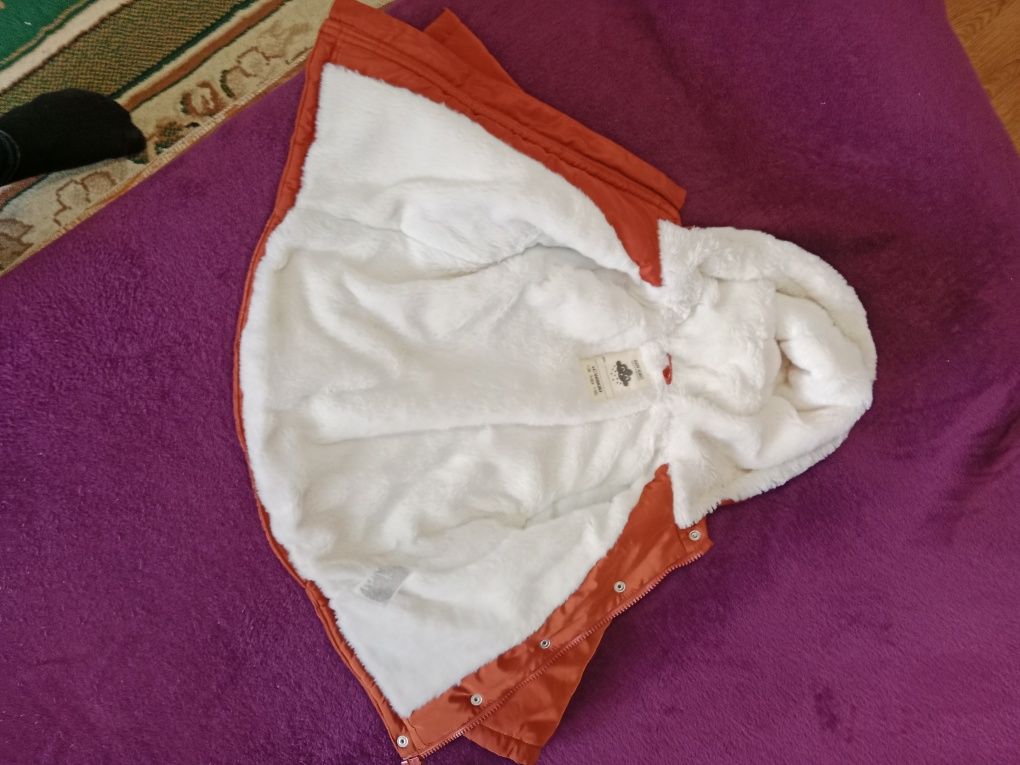 Продам теплую куртку