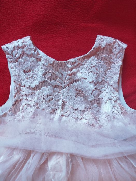 Rochita roz pal dantela voal 2 Ani cu bolero livrare gratuita OLX