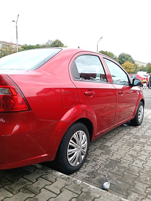 Vând sau schimb Chevrolet aveo