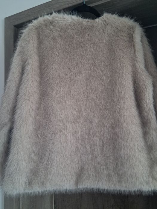 Haina de blana artificiala