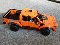 Mașina Lego Technic Ford raptor