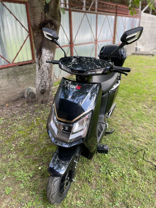 Scuter Electric RKS REE1500
