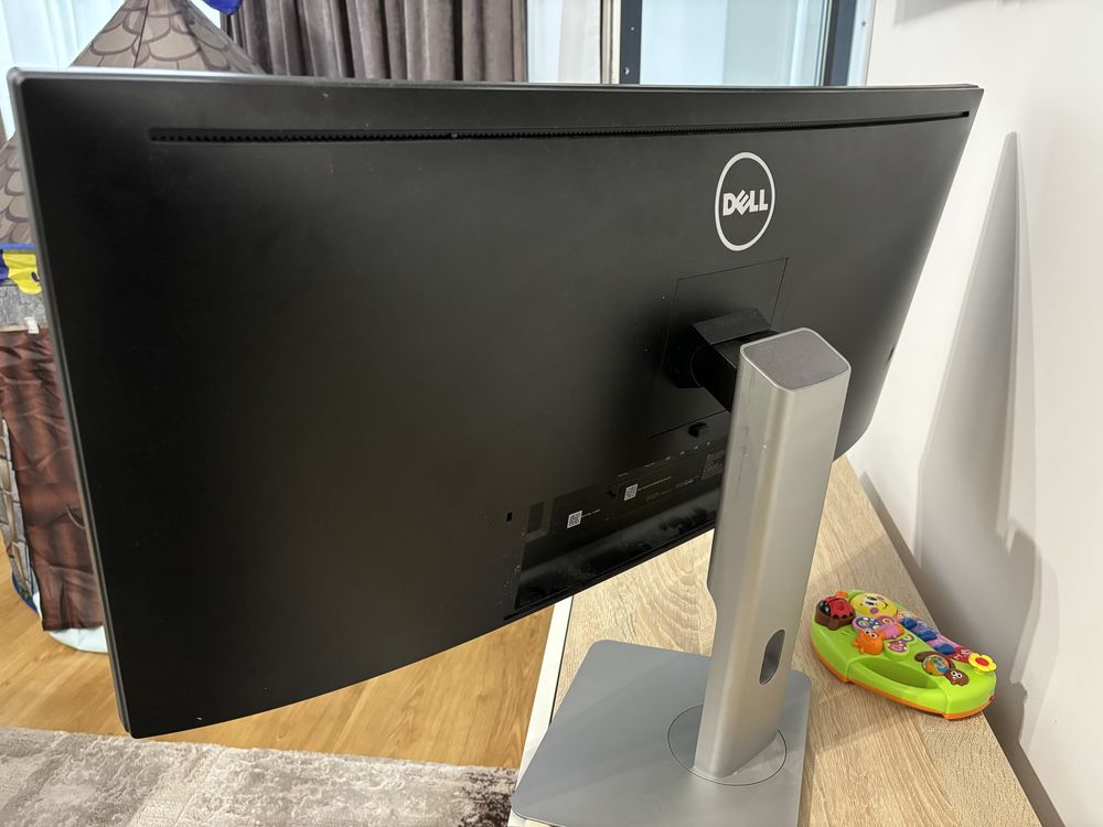 Monitor Curbat LED Dell UltraSharp 34" HDMI, DisplayPort Negru, U3415W