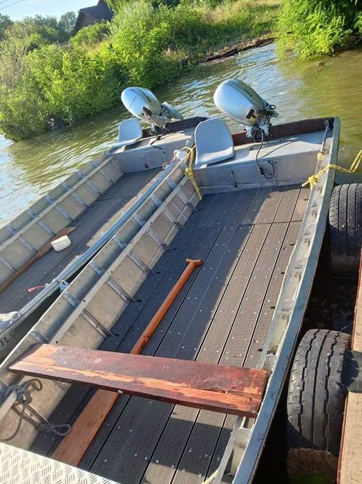 vand 2x barca aluminu