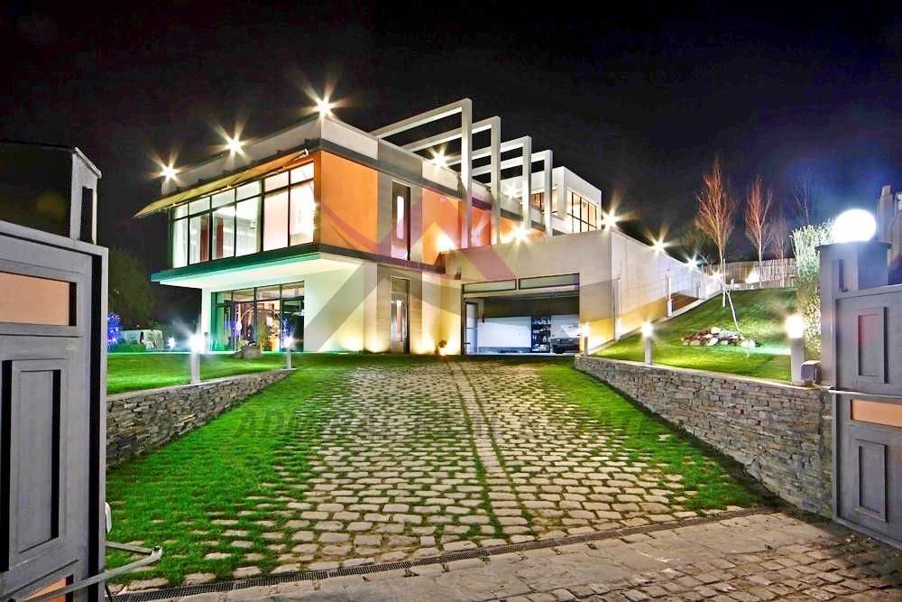 УНИКАЛЕН ИМОТ! Морска Панорама! Триетажна къща- Бриз