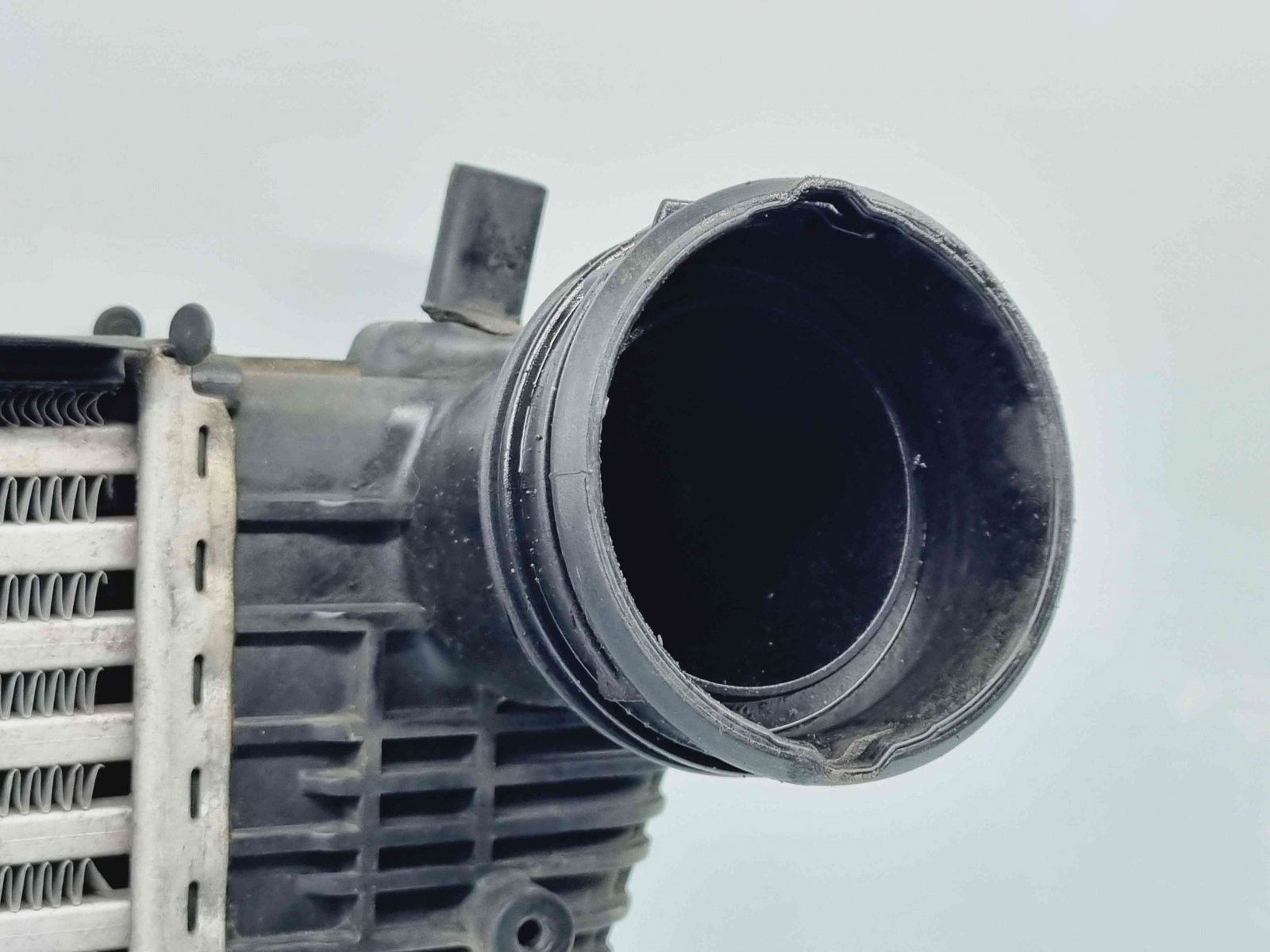 Radiator intercooler Volkswagen Passat B6 Variant (3C5) [Fabr 2005-201