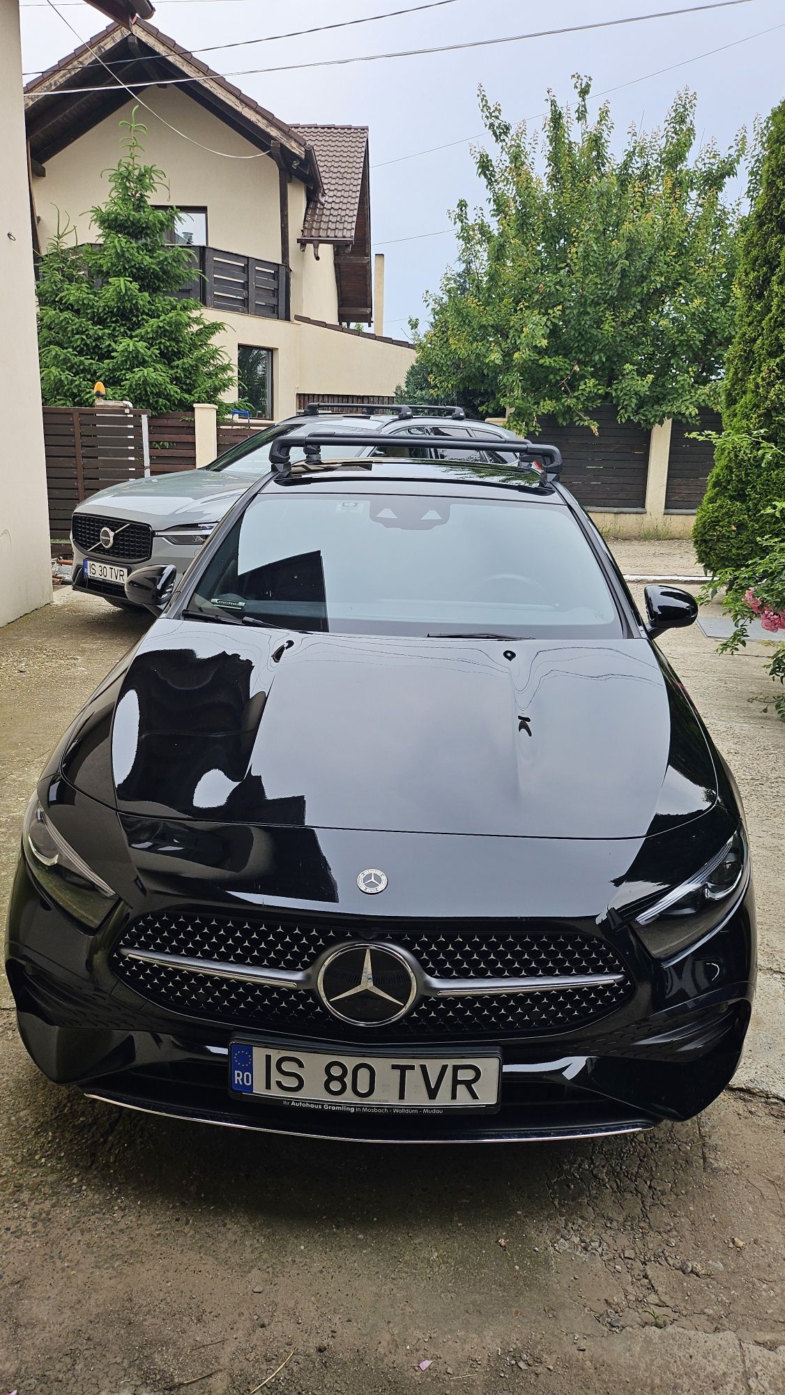 Mercedes A250e AMG  (plug- in hibrid, impecabila, garanție 4 ani)