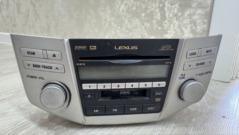 Штатная магнитола Lexus mark Levinson
