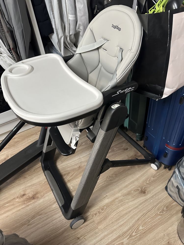Стульчик для кормления Peg-Perego Siesta Follow