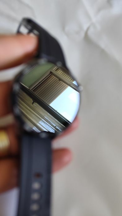 Vând 2 smartwatch Huawei Gt4 dama si barbat pret 1200 Ron