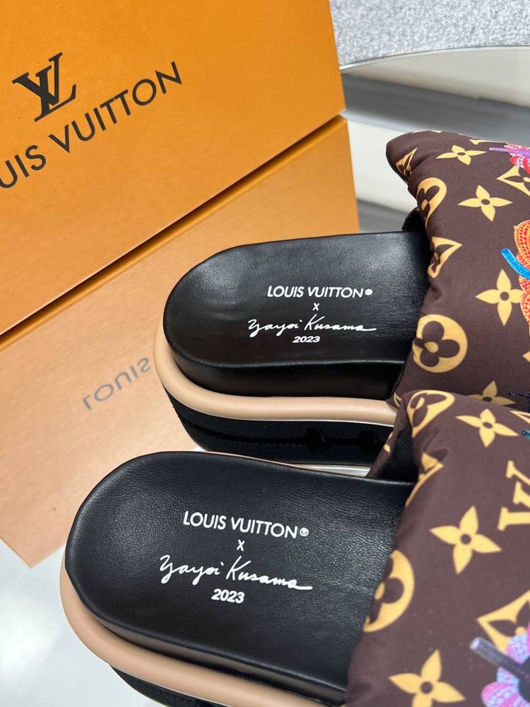 Papuci piele naturala Louis Vuitton editie limitata