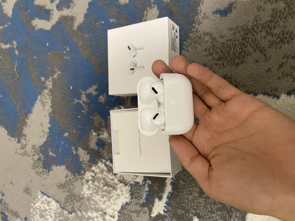 Air pods pro.