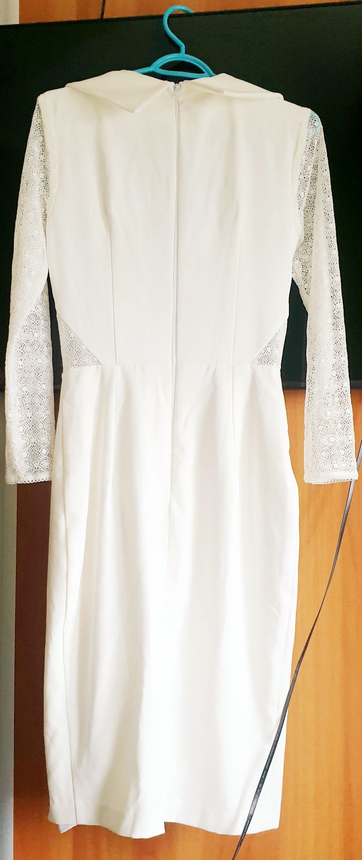 Rochie noua ivory de ocazie