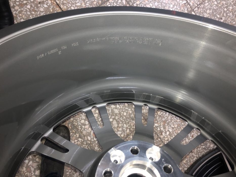 Лята джанта за БМВ 20 Цола Отигинална