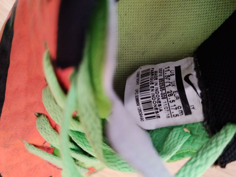 Ghete fotbal copii Nike Hypervenom