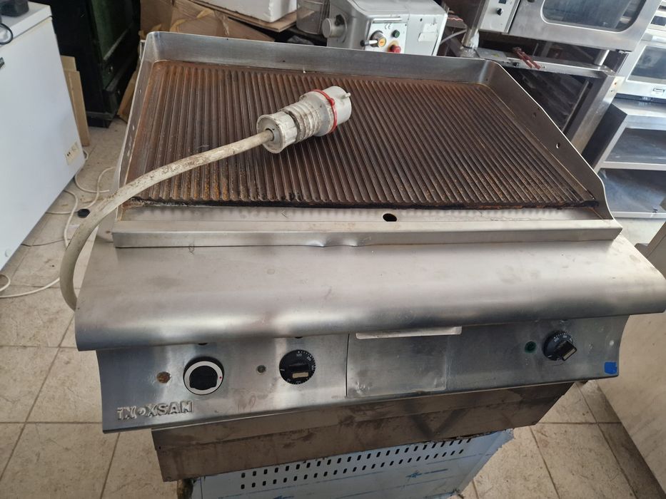 Grill de banc pe gaz sau curent, neted și striat,