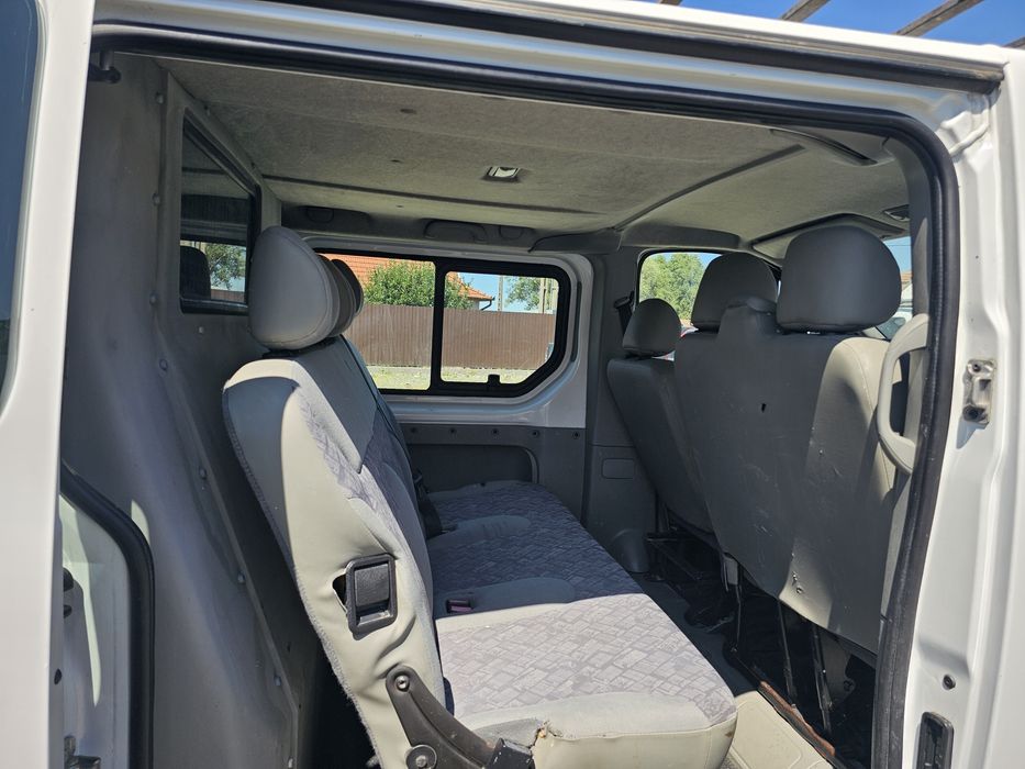 Opel vivaro doka 6 pers.1.9