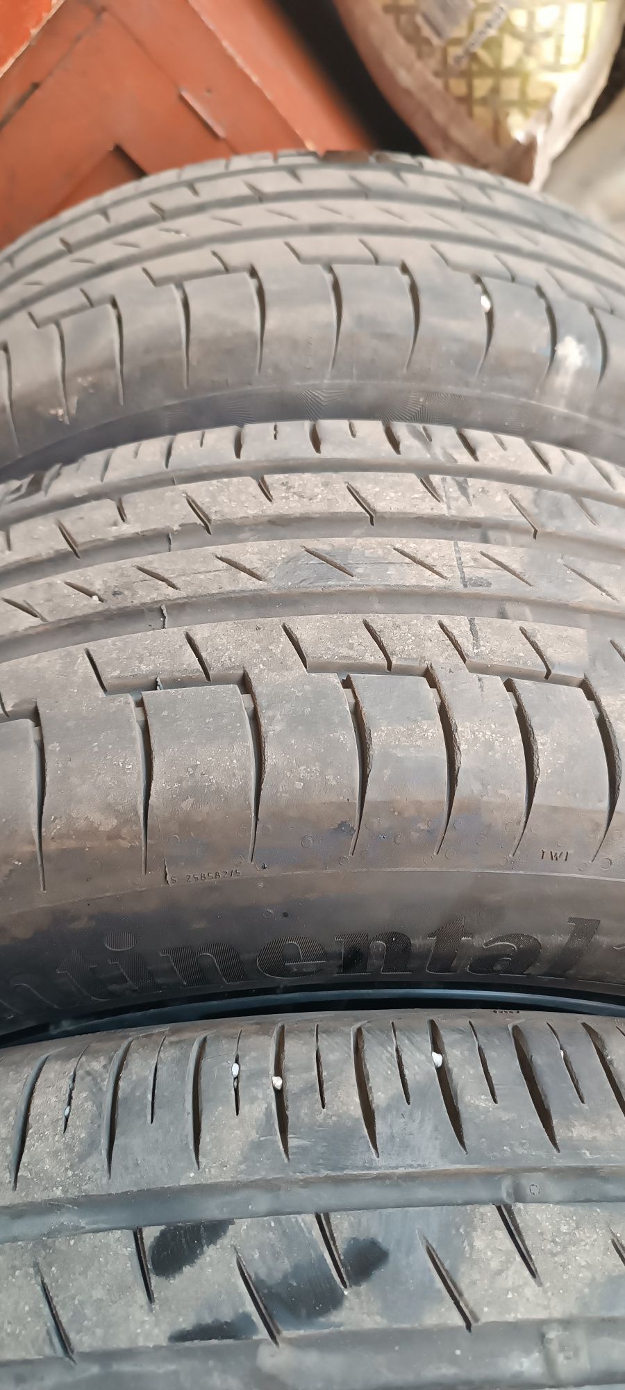 Продам комплект дисков 5*114'3 с резиной 215/55R17