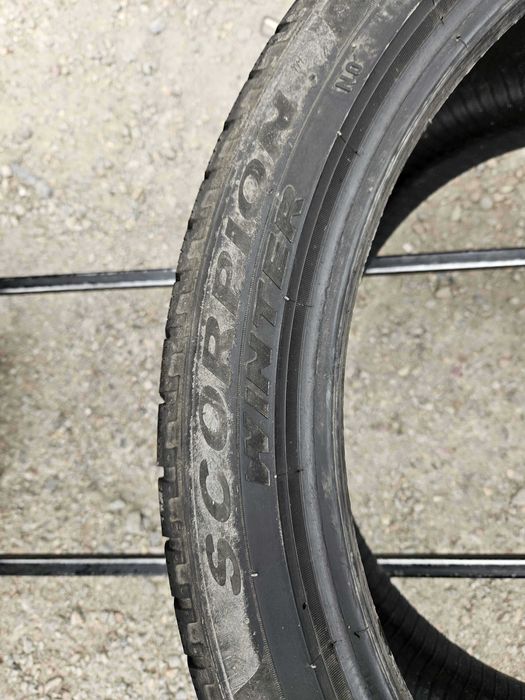 SET 2 Anvelope Iarna 305/35 R21 PIRELLI Scorpion Winter 109V
