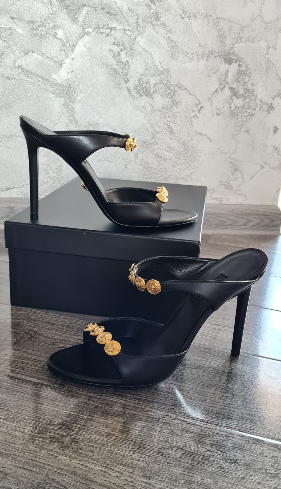 Sandale (papuc)Versace