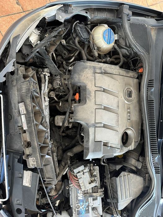 Seat Ibiza 1.6tdi euro5 cay. 4usi fab 2012 hatchback avariat