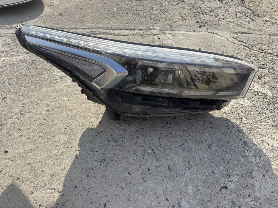Правая фара kia cerato