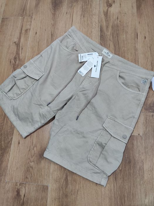 Pantaloni scurți cargo Tom Tailor marimea 38