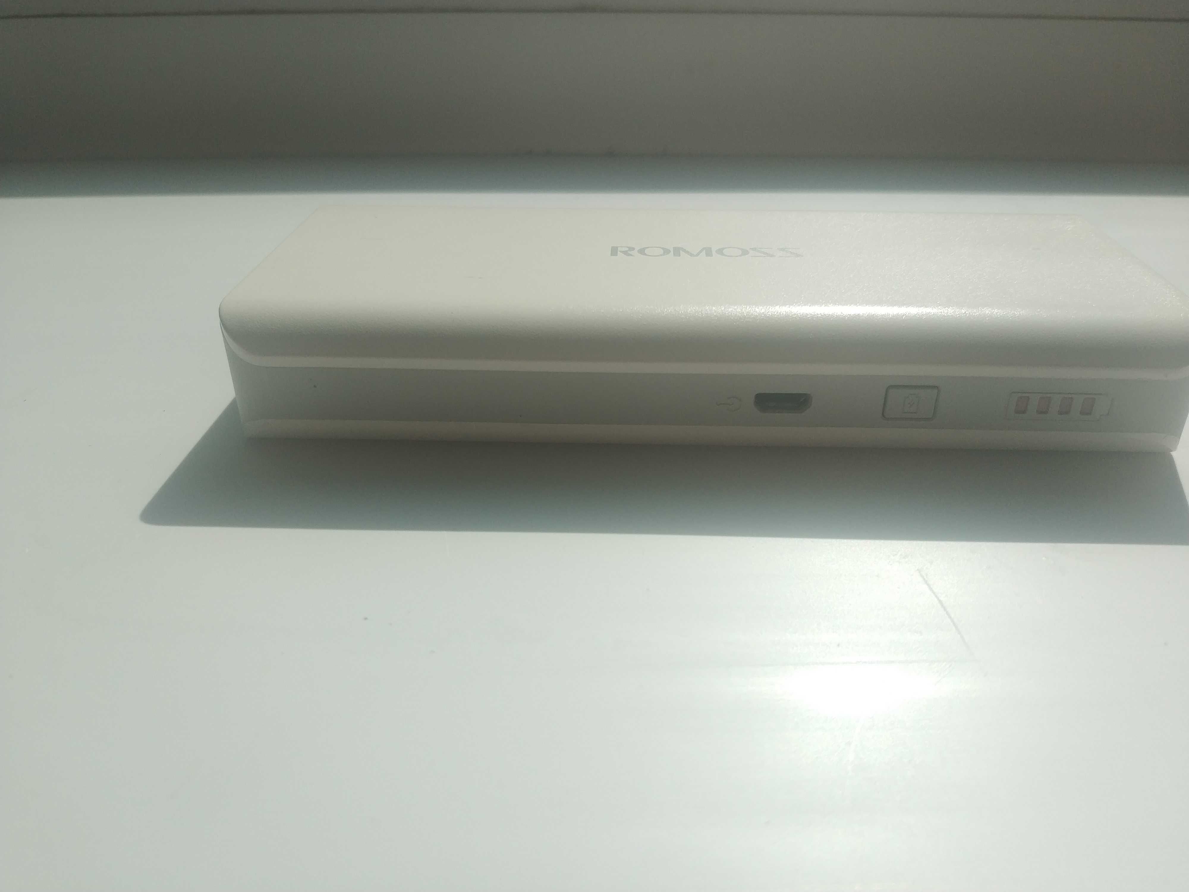 Продам Powerbank на 10400mAh