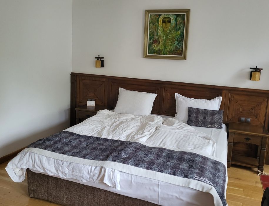 Caut coleg apartament