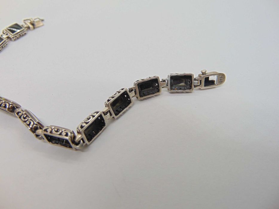 Bratara din argint cu onix