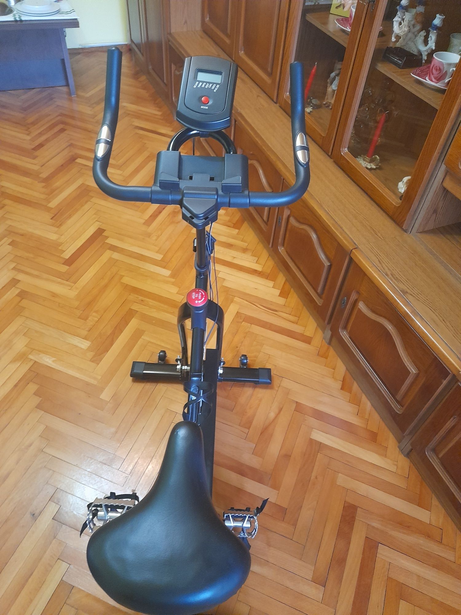 Vând bicicleta Indoor Cycling Orion Force A110