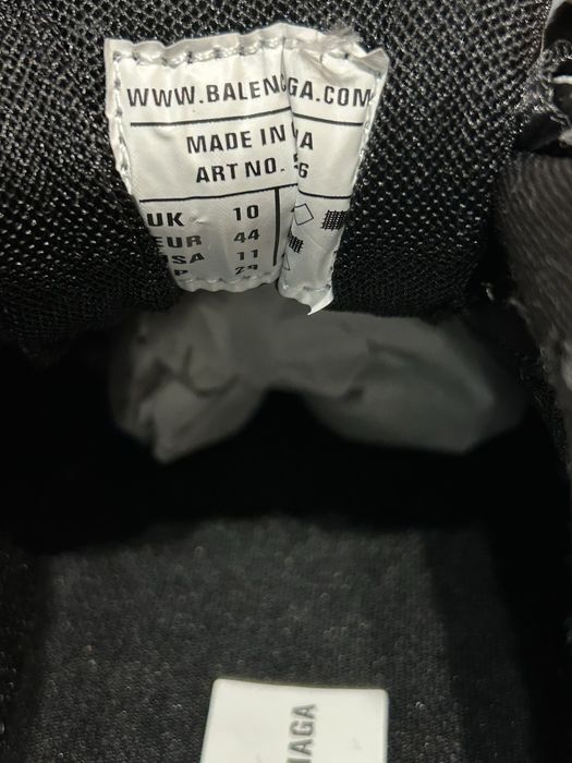 Balenciaga track led