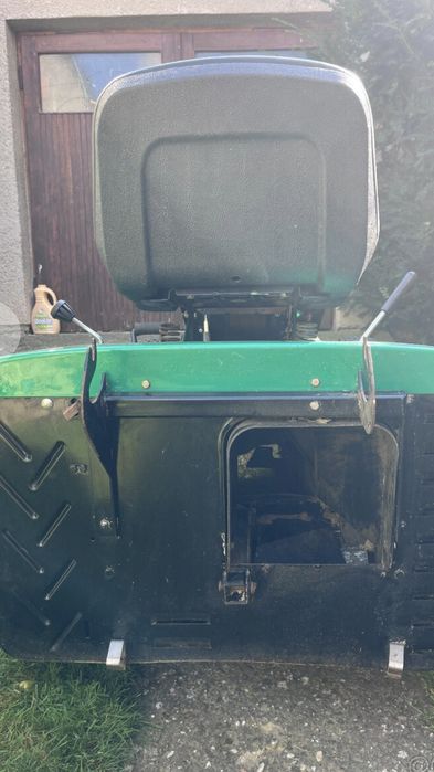 Tractoras iarba/gazon MTD Mastercut