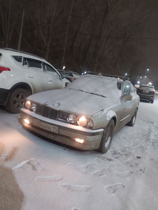 Продам БМВ е34, на ходу , с вложениями