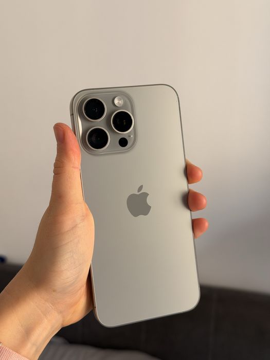 Iphone 15 pro max 256, 2 Sim карты,  заряд 88%