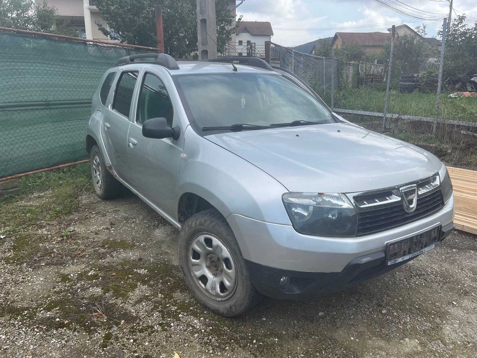 vand Dacia Duster 1.5 dci 4*4 an 2013