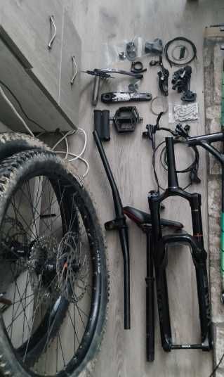 Vând piese de bicicletă ca noi (verificati descrierea pt pret)