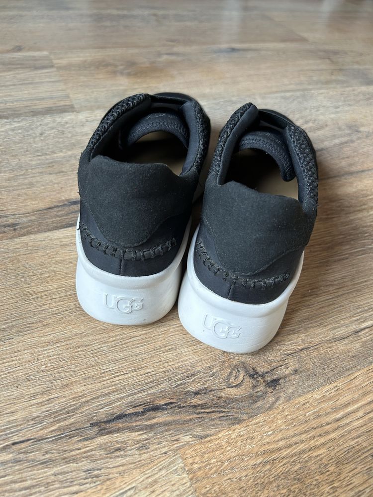 UGG woman sneakers