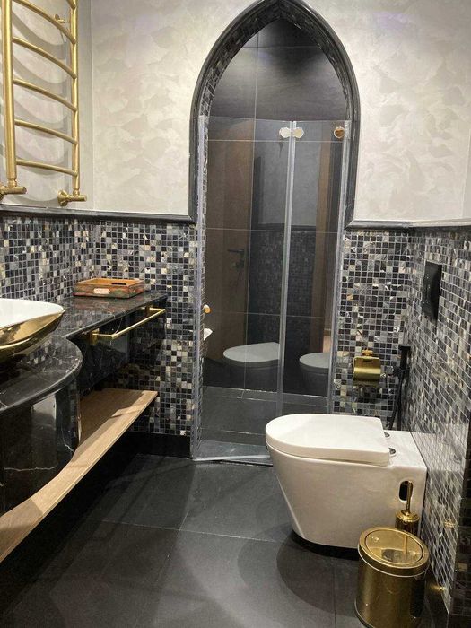 Продается новая гостиница в восточном стиле, на паркентском базаре.