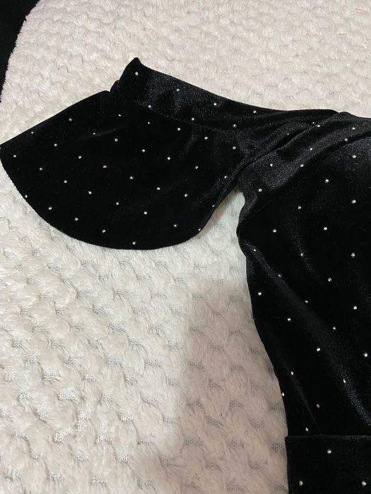 Черна вечерна рокля