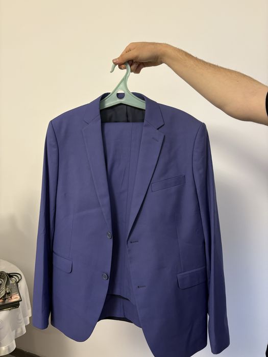 протам фиолетовый костюм